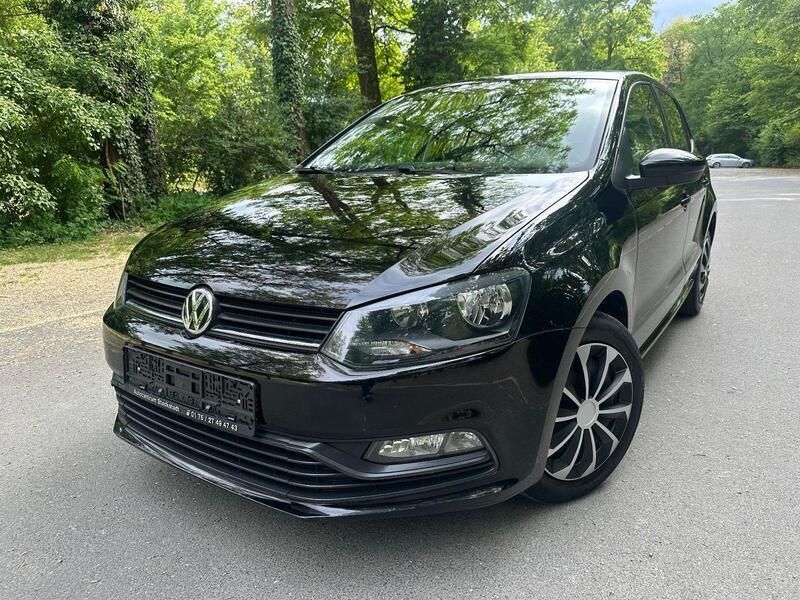 Schwarz Gebraucht 2017 VW Polo Trendline Kleinwagen | 8.790 € (Fairer Preis) - Bild 1/4