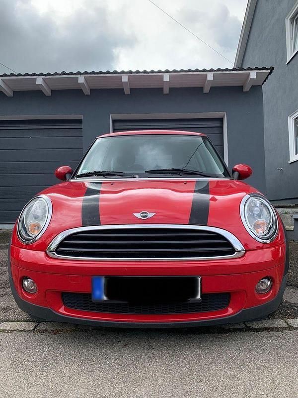 Gebraucht Mini ONE 75 PS (55 kW) 2009 Rot Kleinwagen