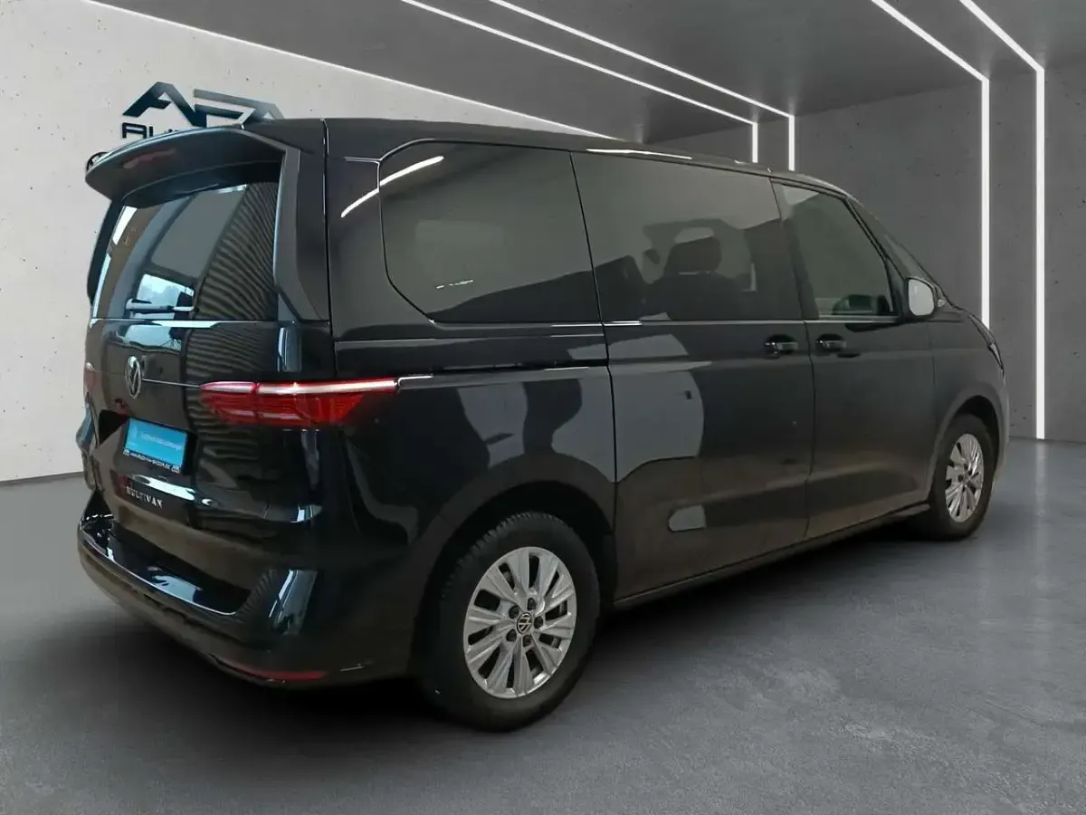 Gebraucht VW T7 Life 150 PS (110 kW) 2025 Schwarz Van
