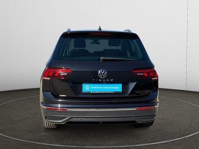 Second-hand VW Tiguan Move 122 CP (89 kW) 2024 Negru SUV