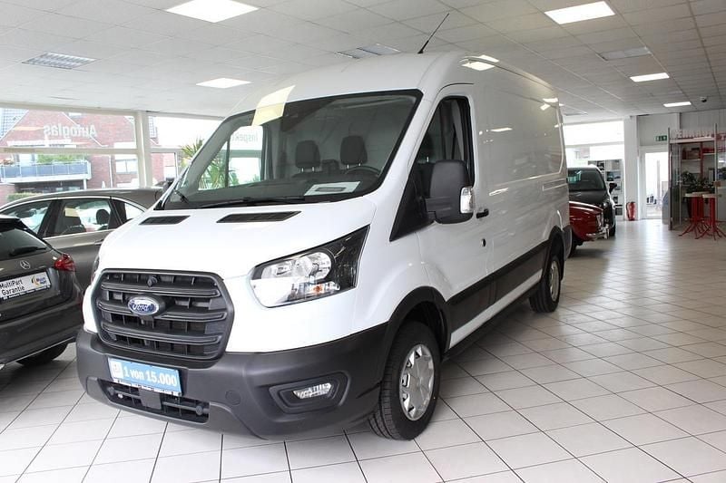 Weiß Gebraucht 2023 Ford Transit | 26.780 € (Guter Preis) - Bild 1/4