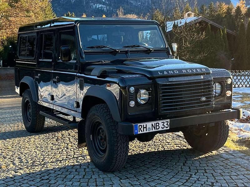 Gebraucht Land Rover Defender SE 122 PS (89 kW) 2011 Schwarz Kombi