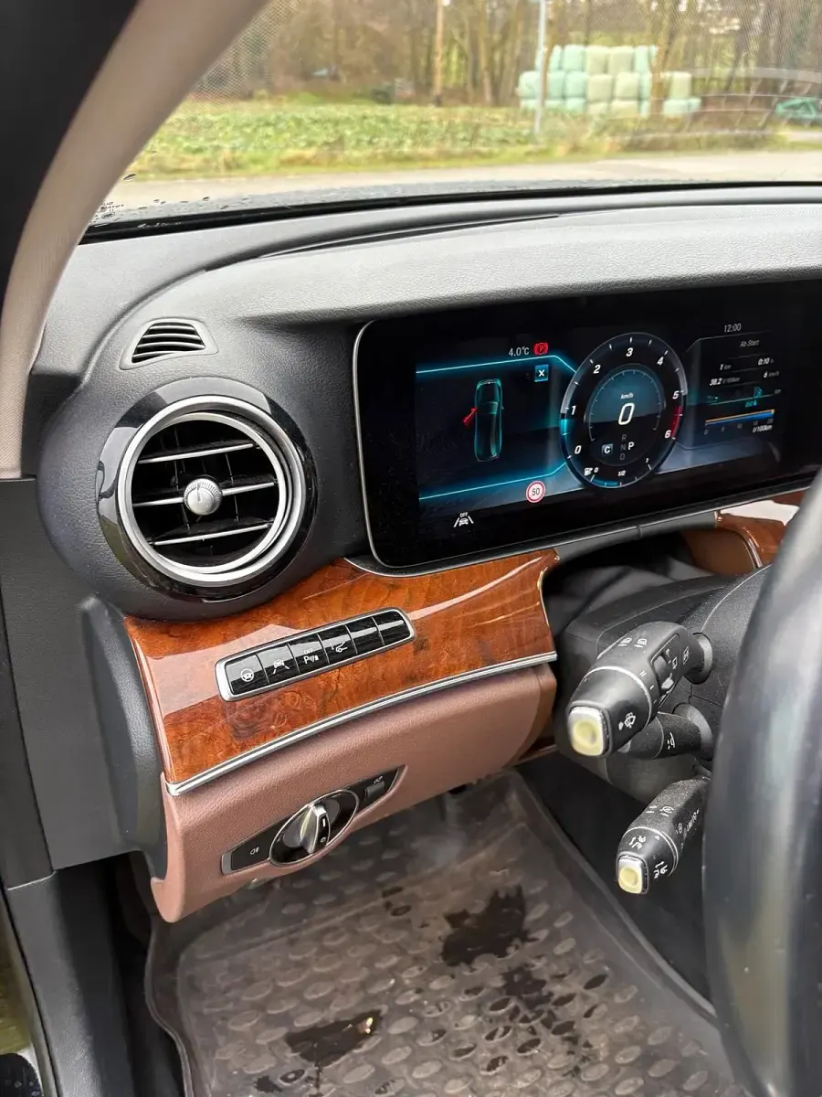 Gebraucht Mercedes E350 258 PS (189 kW) 2017 Schwarz Kombi
