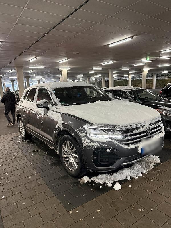 Gebraucht VW Touareg R-line 286 PS (210 kW) 2018 Grau SUV