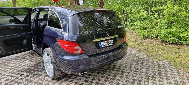 Gebraucht Mercedes R500 306 PS (225 kW) 2007 Van / Kleinbus