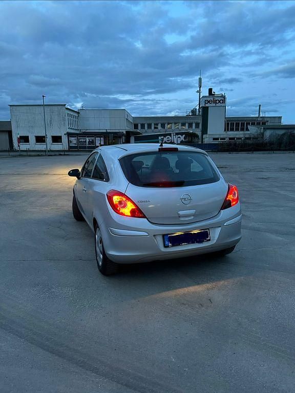 Gebraucht Opel Corsa Edition 60 PS (44 kW) 2008 Grau Kleinwagen