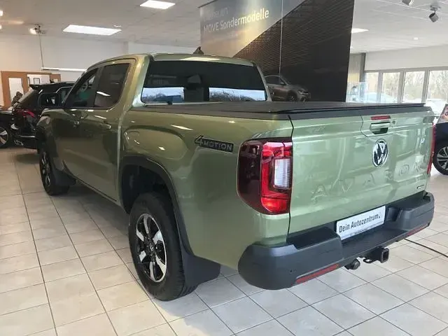 Gebraucht VW Amarok Life 205 PS (150 kW) 2026 Grün Pickup