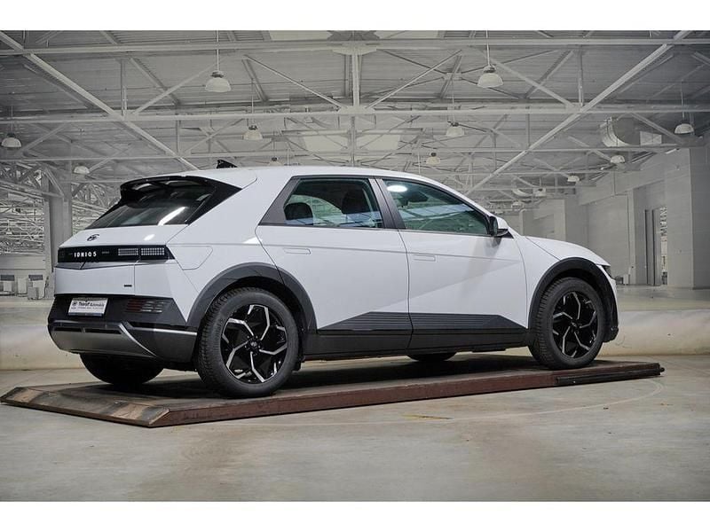 Gebraucht Hyundai Ioniq 5 172 kW (235 PS) 2024 Atlas white SUV