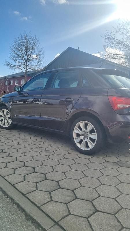 Gebraucht Audi A1 122 PS (89 kW) 2012 Violet Kleinwagen
