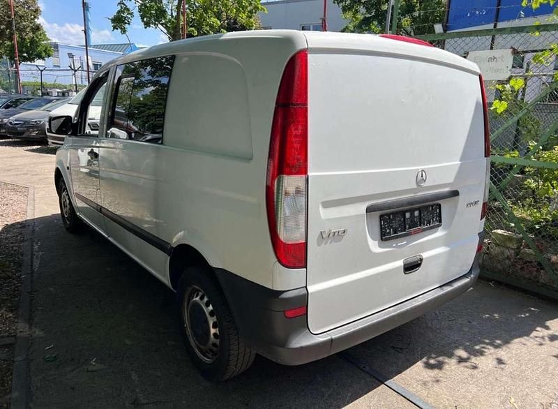 Gebraucht Mercedes Vito 116 PS (85 kW) 2010 Weiß Van