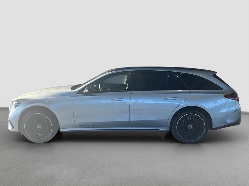 Gebraucht Mercedes E450 AMG 367 PS (269 kW) 2025 Metalliclack hightechsilber Kombi