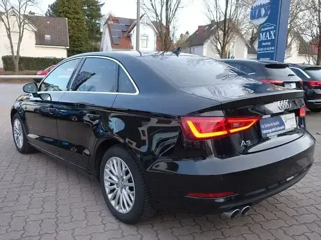 Gebraucht Audi A3 Ambiente 150 PS (110 kW) 2015 Schwarz Limousine