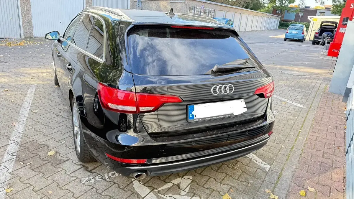 Usata Audi A4 150 CV (110 kW) 2017 Nero Station wagon