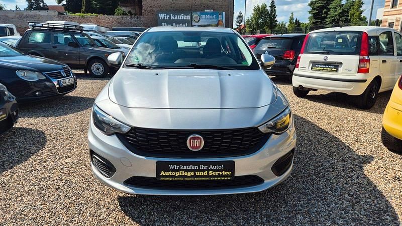 Gebraucht Fiat Tipo Pop 95 PS (69 kW) 2019 Silber Limousine