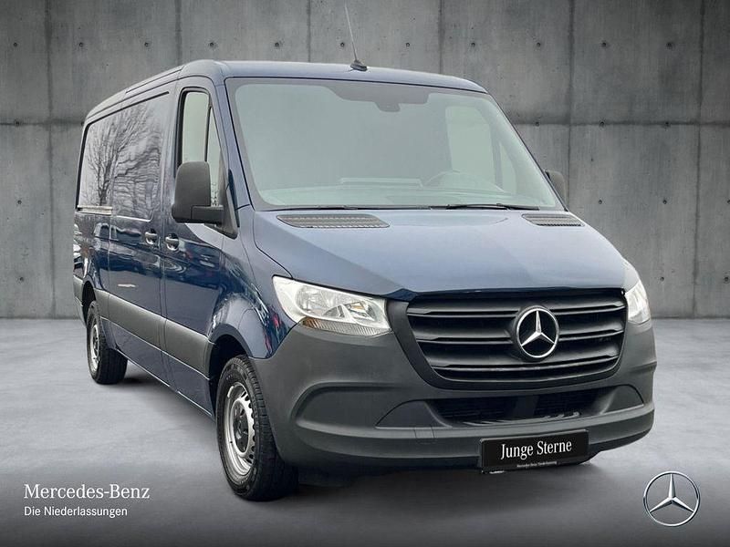 Gebraucht Mercedes Sprinter 163 PS (119 kW) 2020 Blau Van
