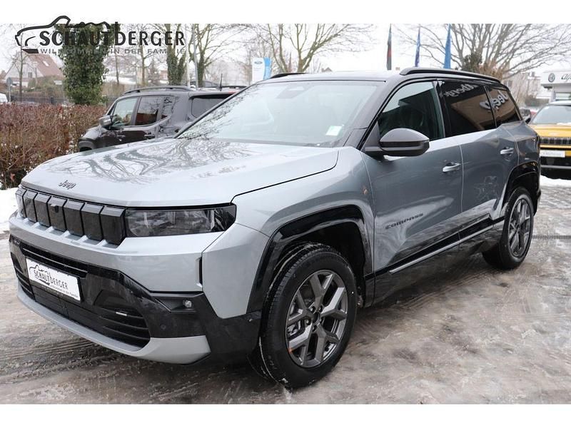 Neu Jeep Compass 145 PS (106 kW) 2025 Grau SUV
