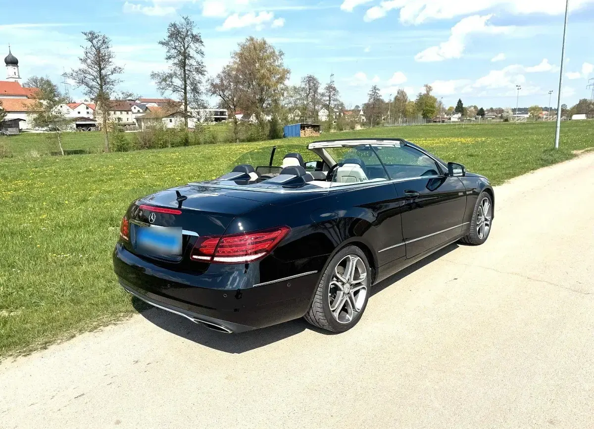 Second-hand Mercedes E400 333 CP (244 kW) 2013 Negru Cabrio