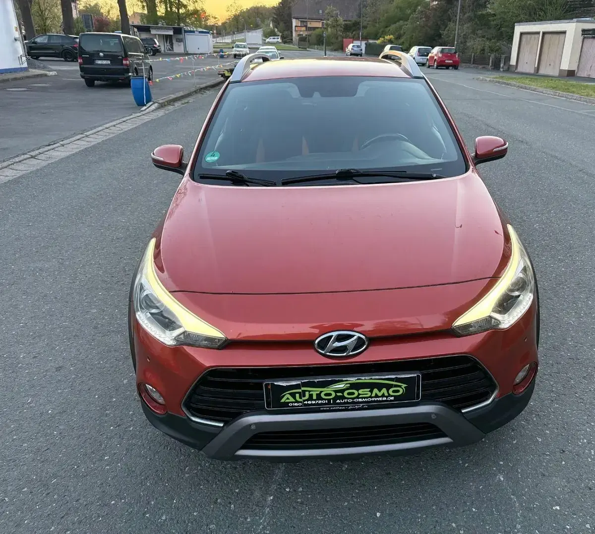 Usata Hyundai i20 Active 120 CV (88 kW) 2016 Arancione Berlina