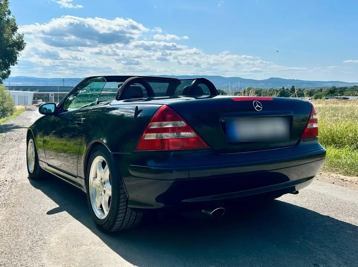 Gebraucht Mercedes SLK200 163 PS (119 kW) 2003 Schwarz Cabrio