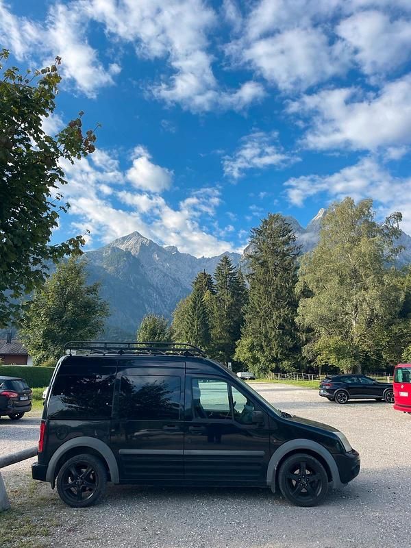 Gebraucht Ford Transit Connect 110 PS (80 kW) 2010 Schwarz Van / Kleinbus