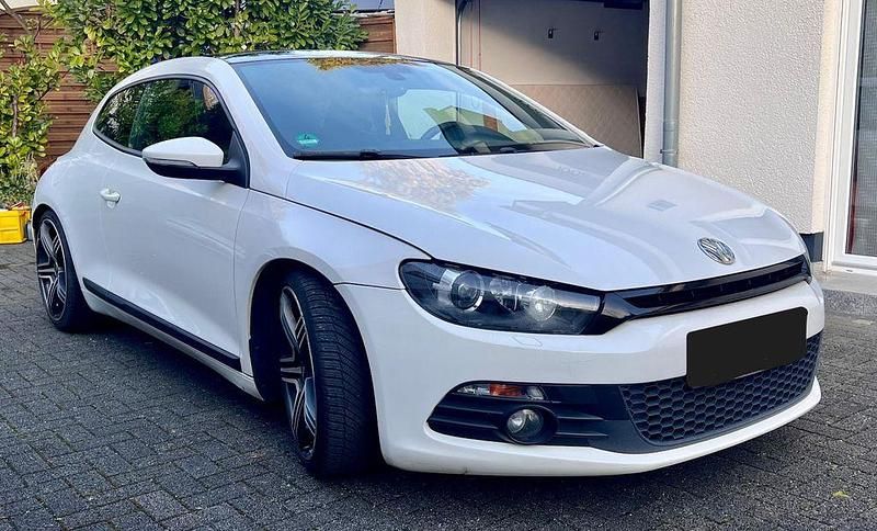 Gebraucht VW Scirocco 122 PS (89 kW) 2012 Weiß Coupé