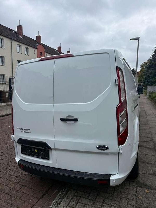 Gebraucht Ford Transit Custom Basis 105 PS (77 kW) 2022 Abholung