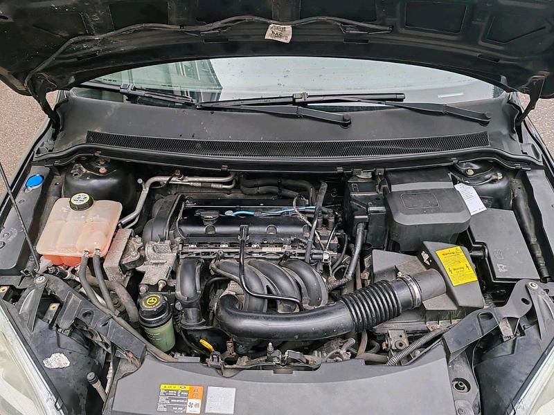 Gebraucht Ford Focus 100 PS (73 kW) 2006 Schwarz Kombi