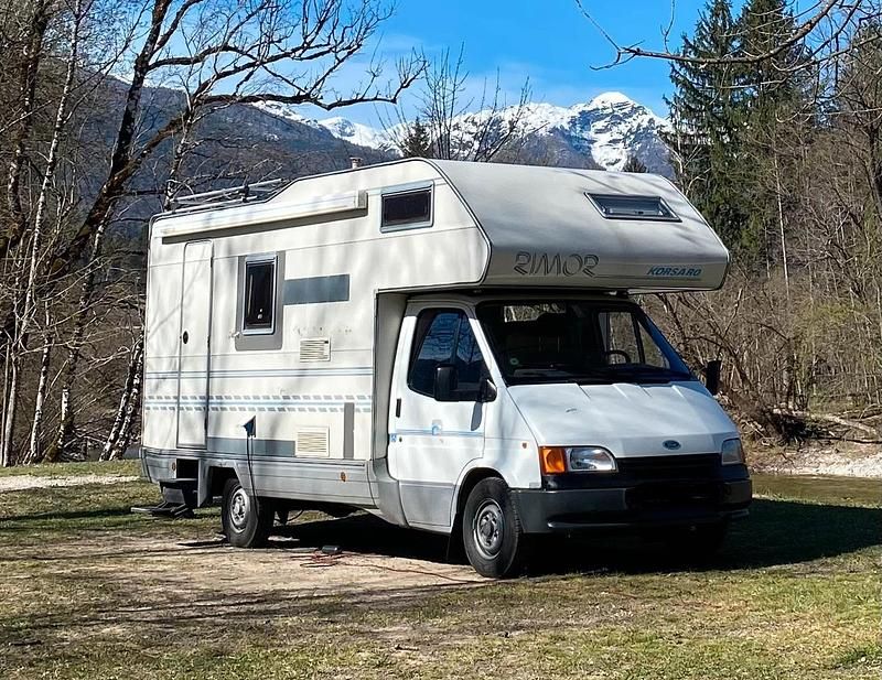Second-hand Ford Transit 80 CP (58 kW) 1994 Alb Van