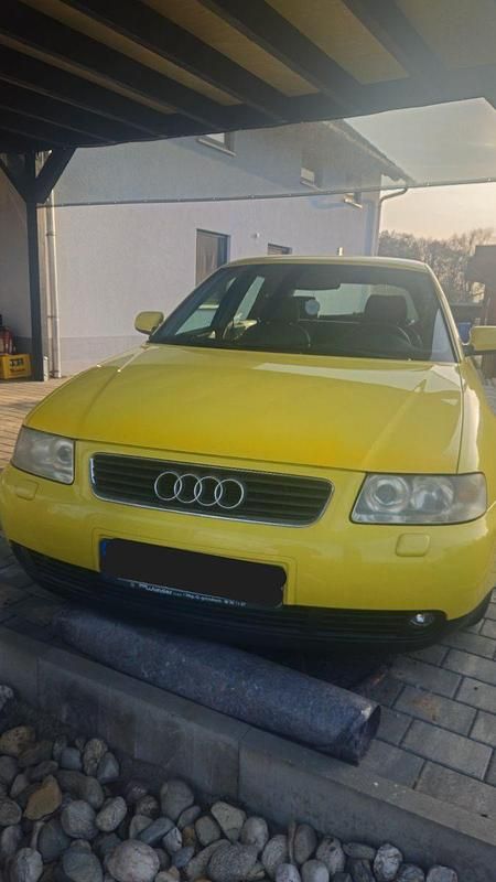 Gebraucht Audi A3 Attraction 150 PS (110 kW) 2000 Gelb Kleinwagen