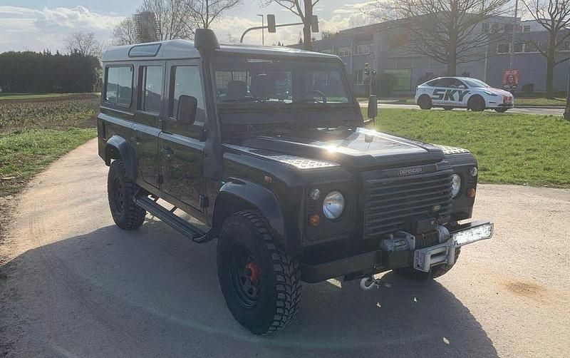 Gebraucht Land Rover Defender 150 PS (110 kW) 2002 Schwarz Kombi