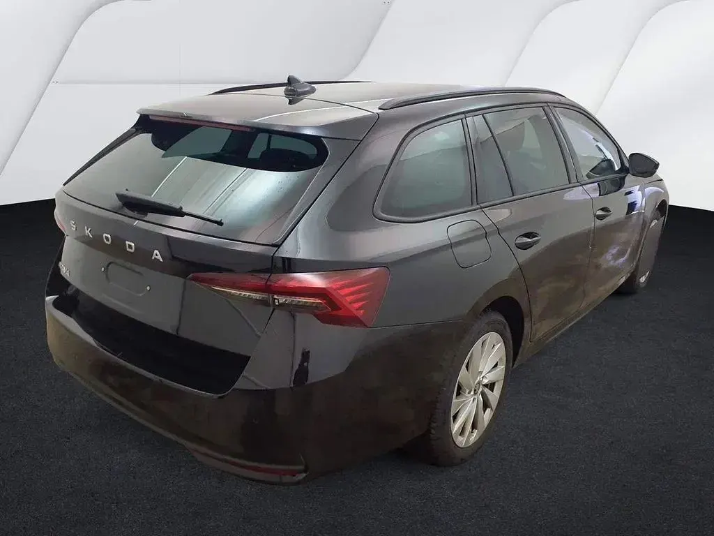 Gebraucht Skoda Octavia Drive 150 PS (110 kW) 2025 Schwarz Kombi