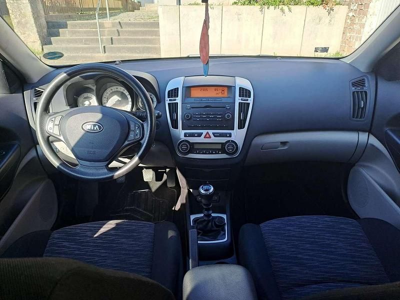 Gebraucht Kia Ceed EX 109 PS (80 kW) 2009 Kleinwagen