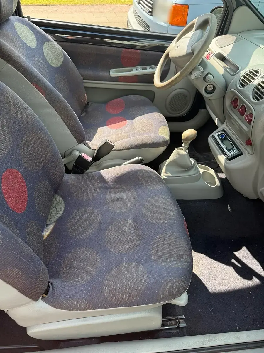 Gebraucht Renault Twingo 58 PS (42 kW) 2002 Schwarz Kleinwagen