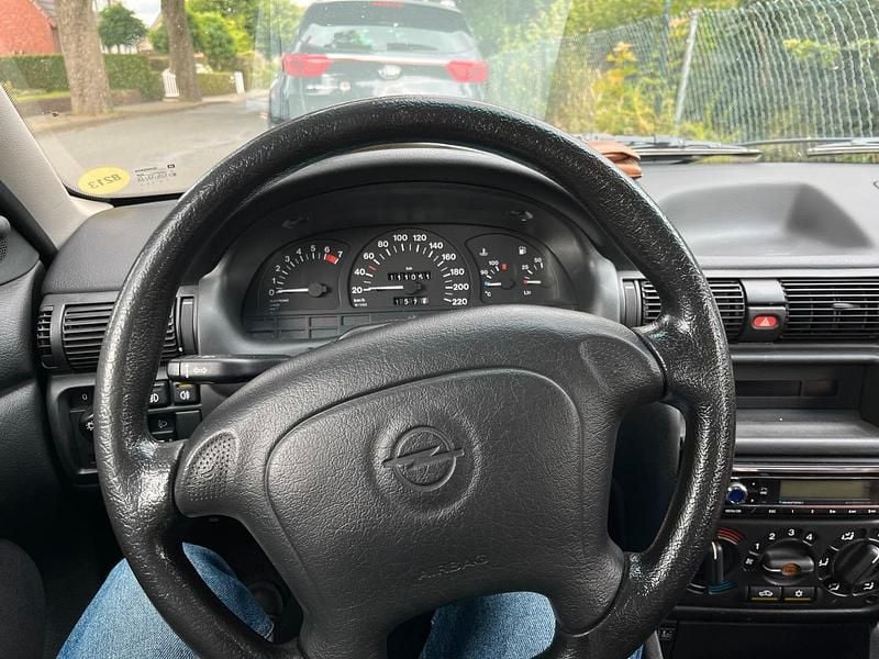 Gebraucht Opel Astra 75 PS (55 kW) 1998 Grün Kombi