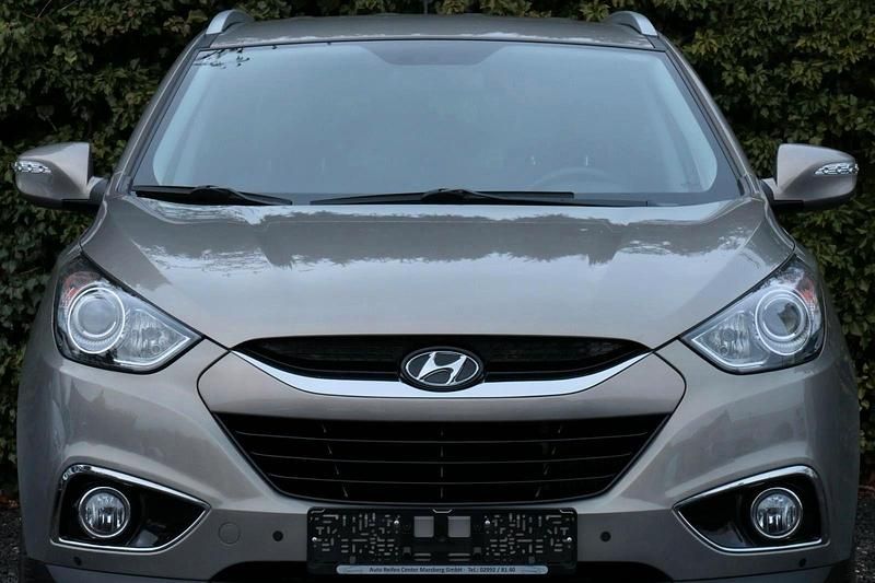 Gebraucht Hyundai Tucson 184 PS (135 kW) 2011 Grau SUV