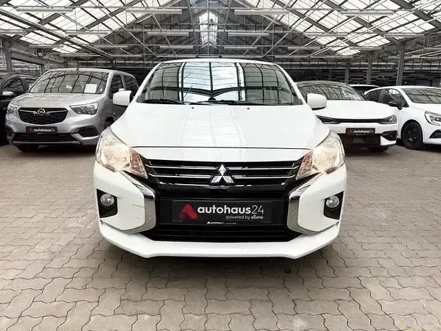 Gebraucht Mitsubishi Space Star Select 80 PS (58 kW) 2024 Weiß Kleinwagen
