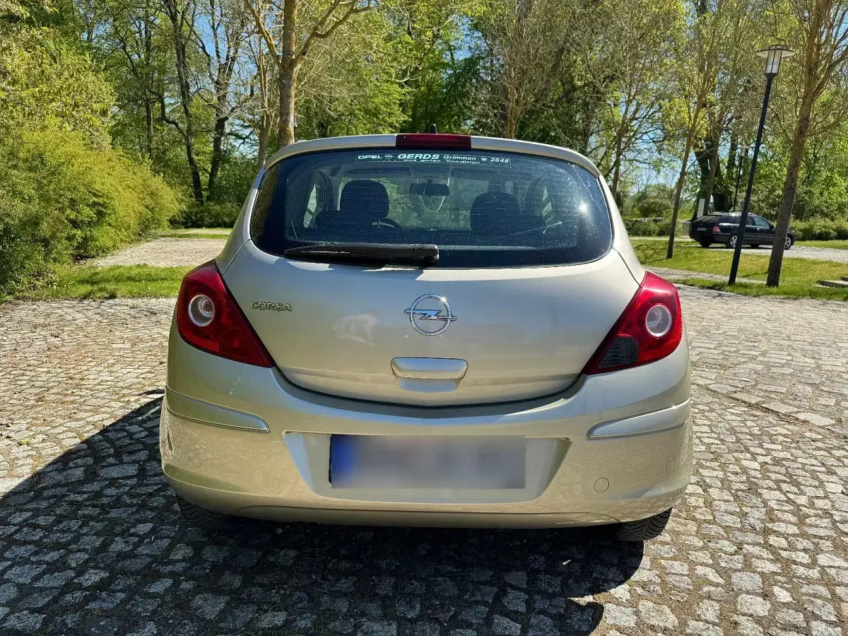 Gebraucht Opel Corsa 80 PS (58 kW) 2009 Beige Kleinwagen