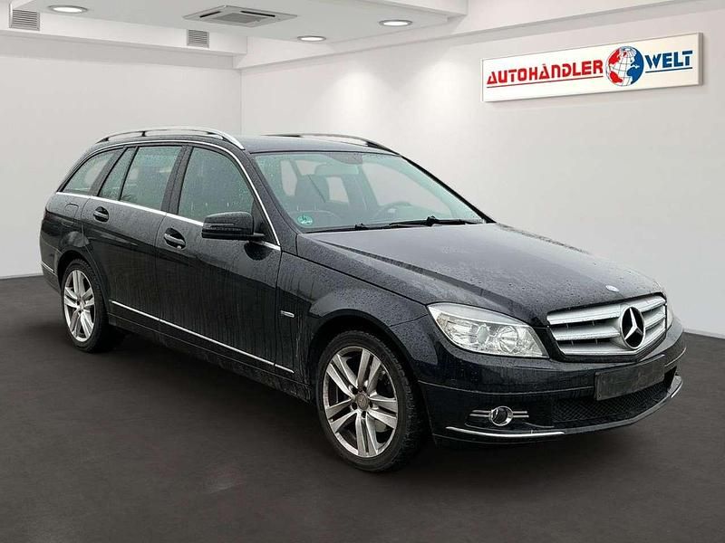 Gebraucht Mercedes C220 170 PS (125 kW) 2011 Schwarz Kombi