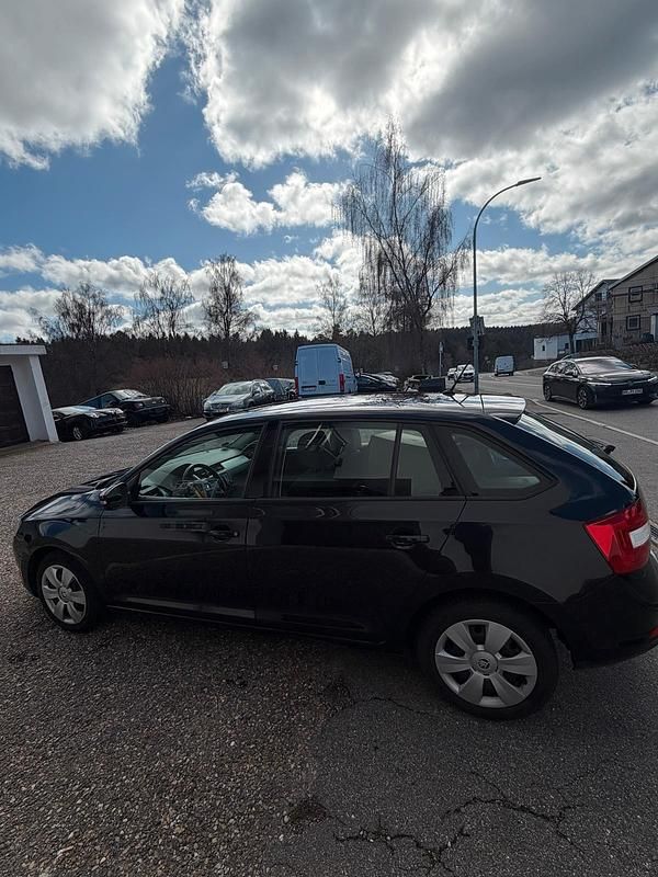 Gebraucht Skoda Rapid 110 PS (80 kW) 2017 Schwarz Kleinwagen