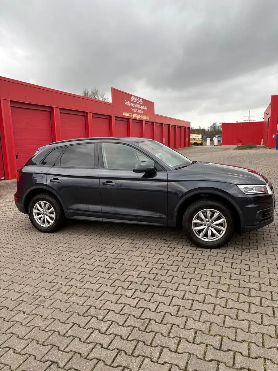 Gebraucht Audi Q5 190 PS (139 kW) 2019 Andere farben SUV