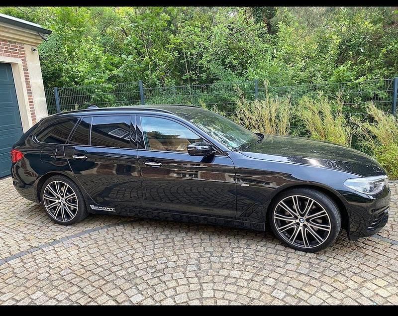 Gebraucht BMW 530 Performance 256 PS (188 kW) 2017 Schwarz Kombi