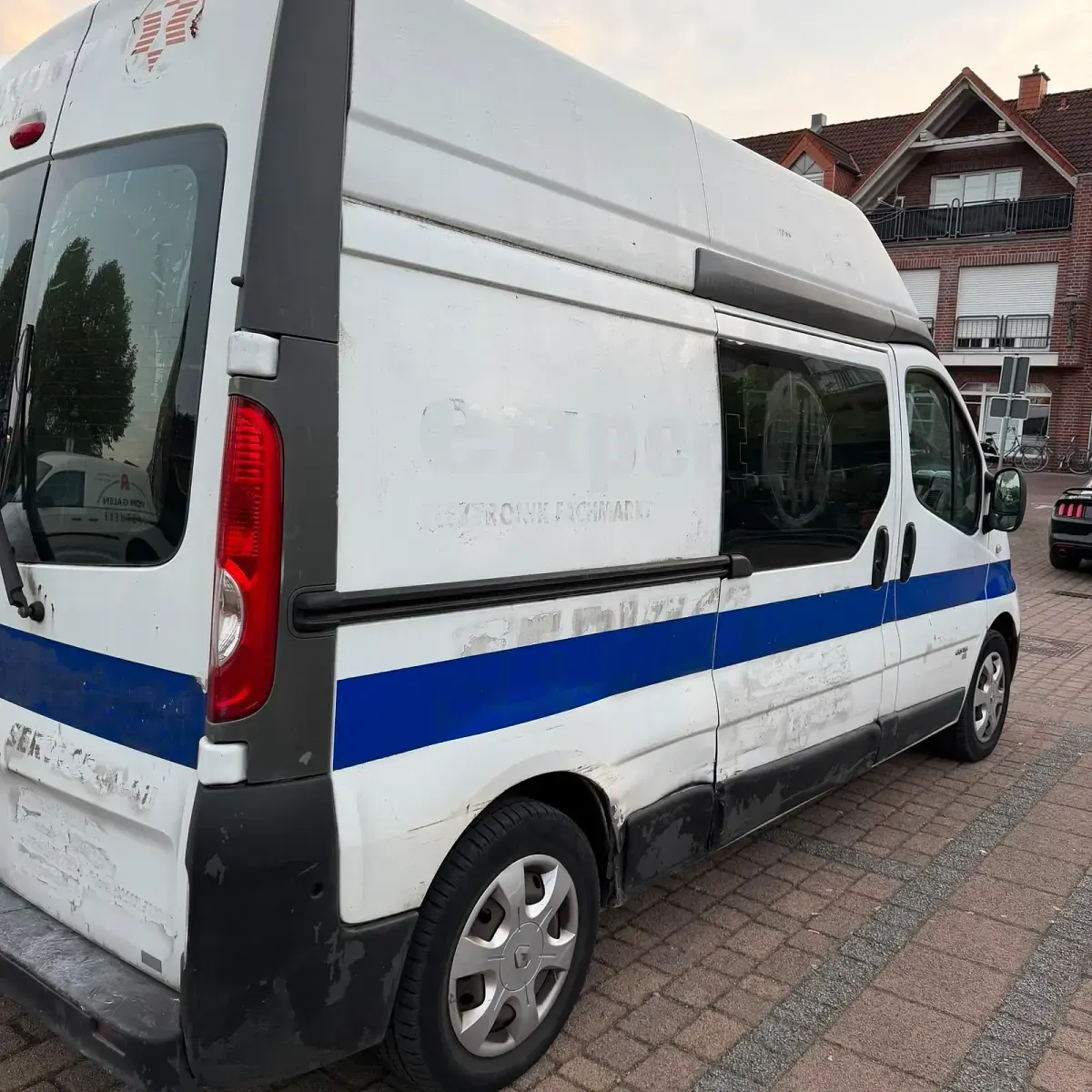 Usata Renault Trafic 114 CV (83 kW) 2008 Monovolume