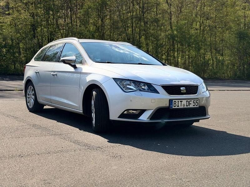 Usata Seat Leon ST 110 CV (80 kW) 2016 Grigio Station wagon