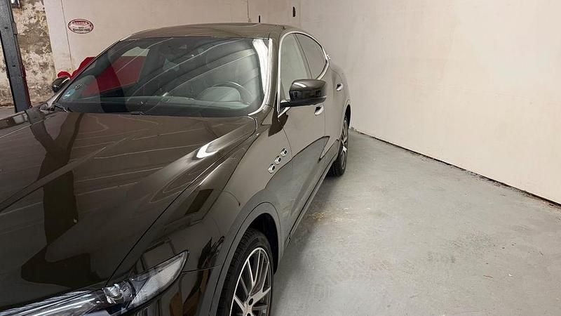 Gebraucht Maserati Levante 275 PS (202 kW) 2017 Grün SUV