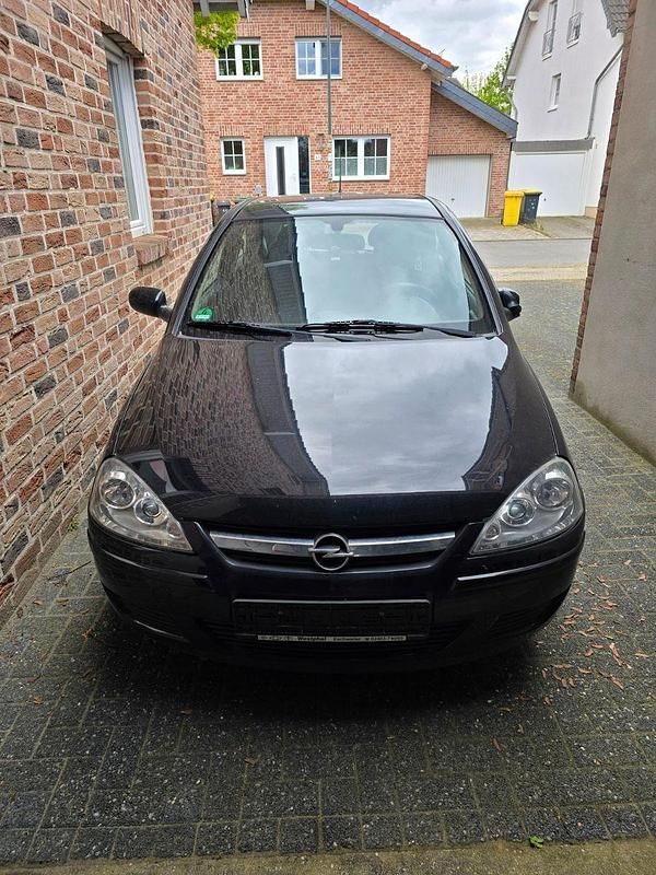 Second-hand Opel Corsa 60 CP (44 kW) 2006 Negru Hatchback