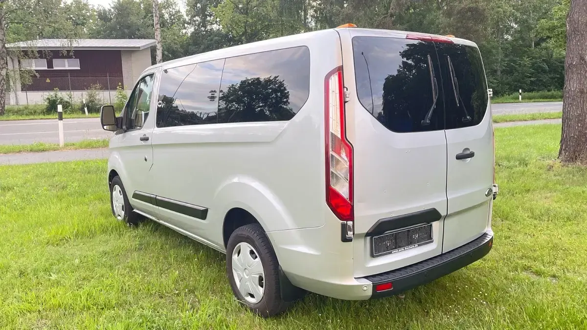 Gebraucht Ford Transit Custom 107 PS (78 kW) 2020 Silber Limousine