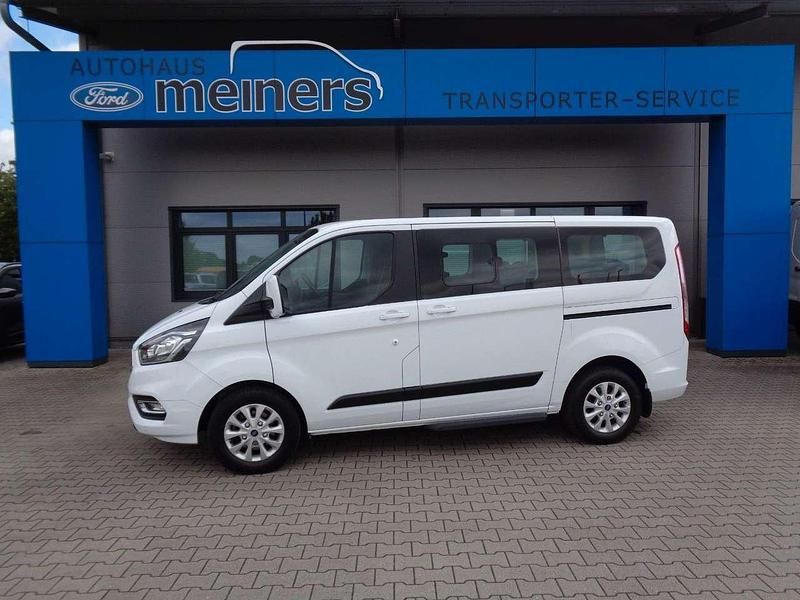 Frostweiß Gebraucht 2019 Ford Tourneo Van / Kleinbus | 28.263 € (Fairer Preis) - Bild 1/4