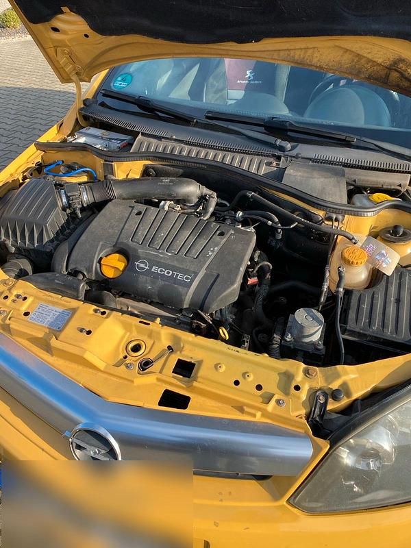 Gebraucht Opel Tigra 125 PS (91 kW) 2004 Gelb Cabrio