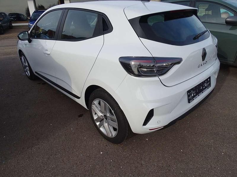 Gebraucht Renault Clio V Life 101 PS (74 kW) 2024 Weiß Kleinwagen