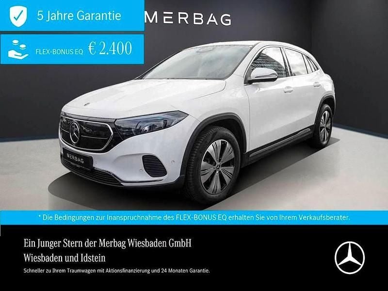Weiß Gebraucht 2023 Mercedes EQA250 Progressive SUV | 27.770 € (Superpreis) - Bild 1/4